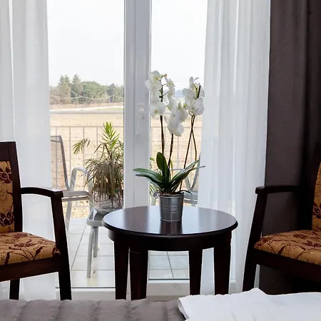 Gate Airport Otel 3*